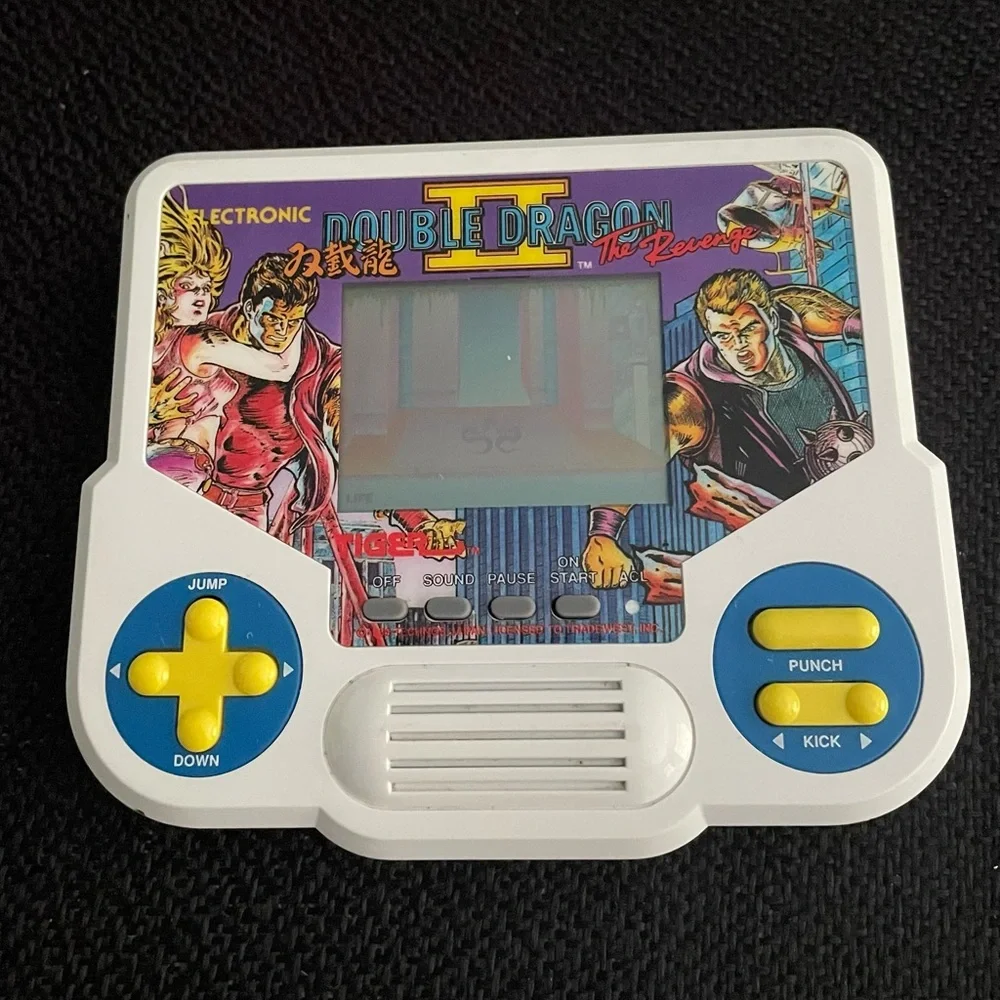 VTG 1988 Tiger Double Dragon II/ The Revenge hand held electronic game